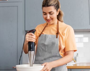Beginner’s Guide to Using a Hand Blender Safely in Pakistan